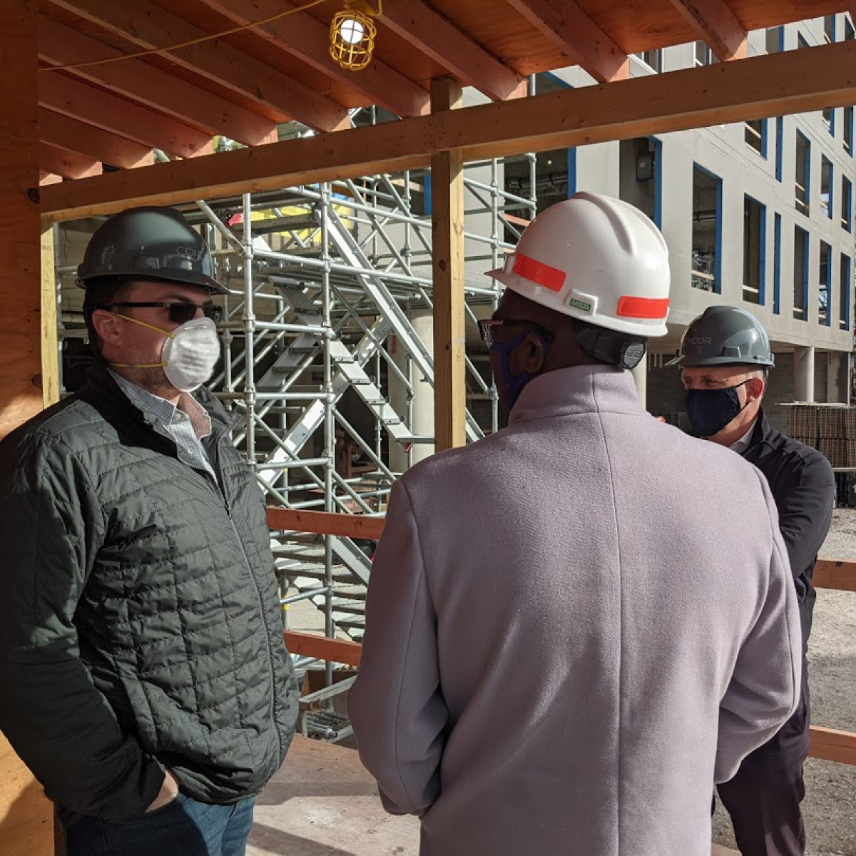 get_sub_field('photo_s')['alt']